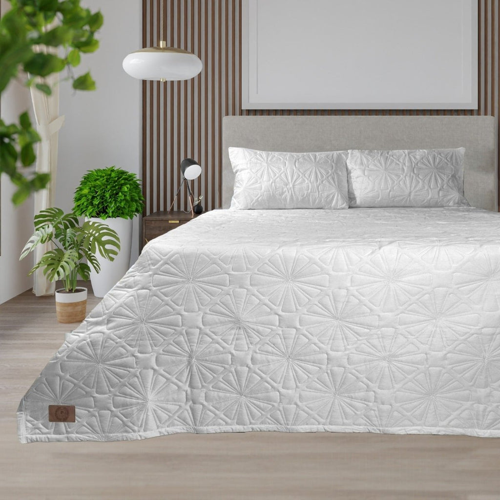 3PC Pierre Cardin Quilt Bed Set - King - Queen (Diamond Design) - Style Phase Home
