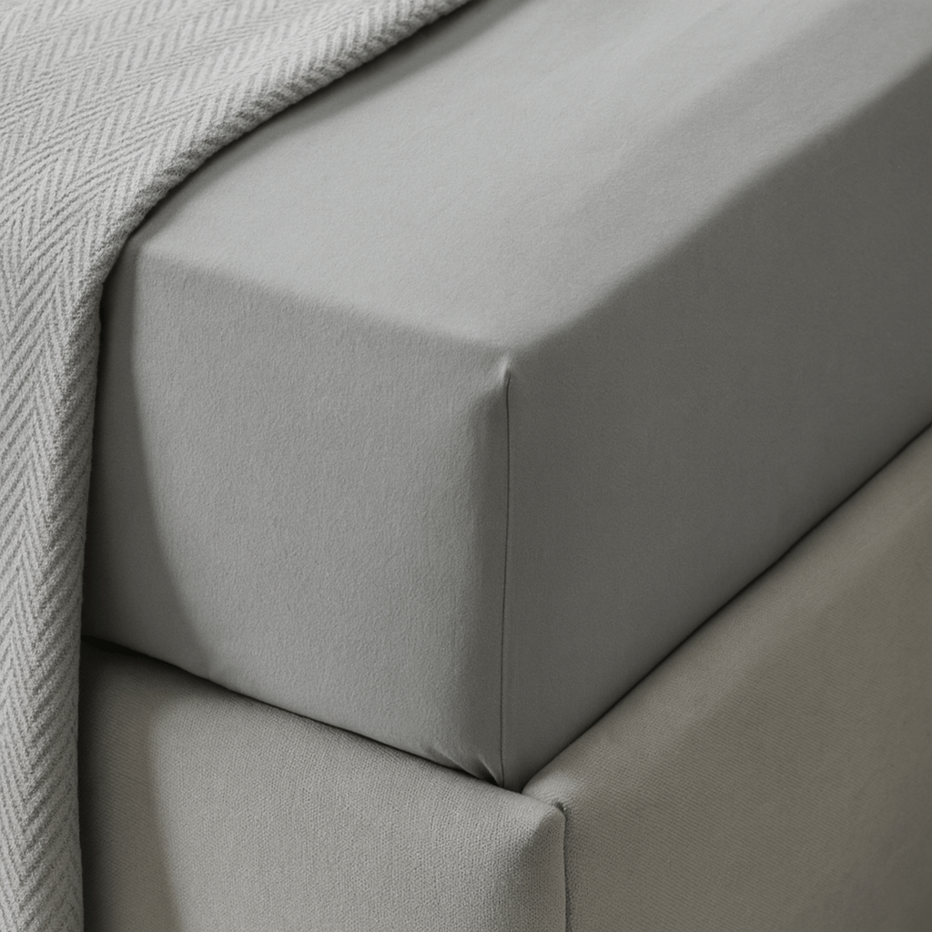 Casa 132TC Polycotton Fitted Sheet - King - Home Phase