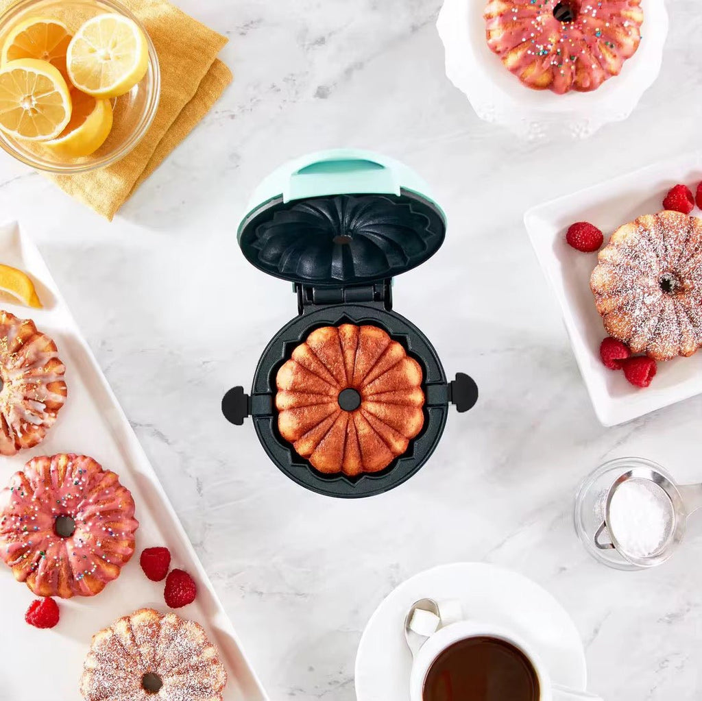 Mini Bundt Cake Maker - Red – Home Phase