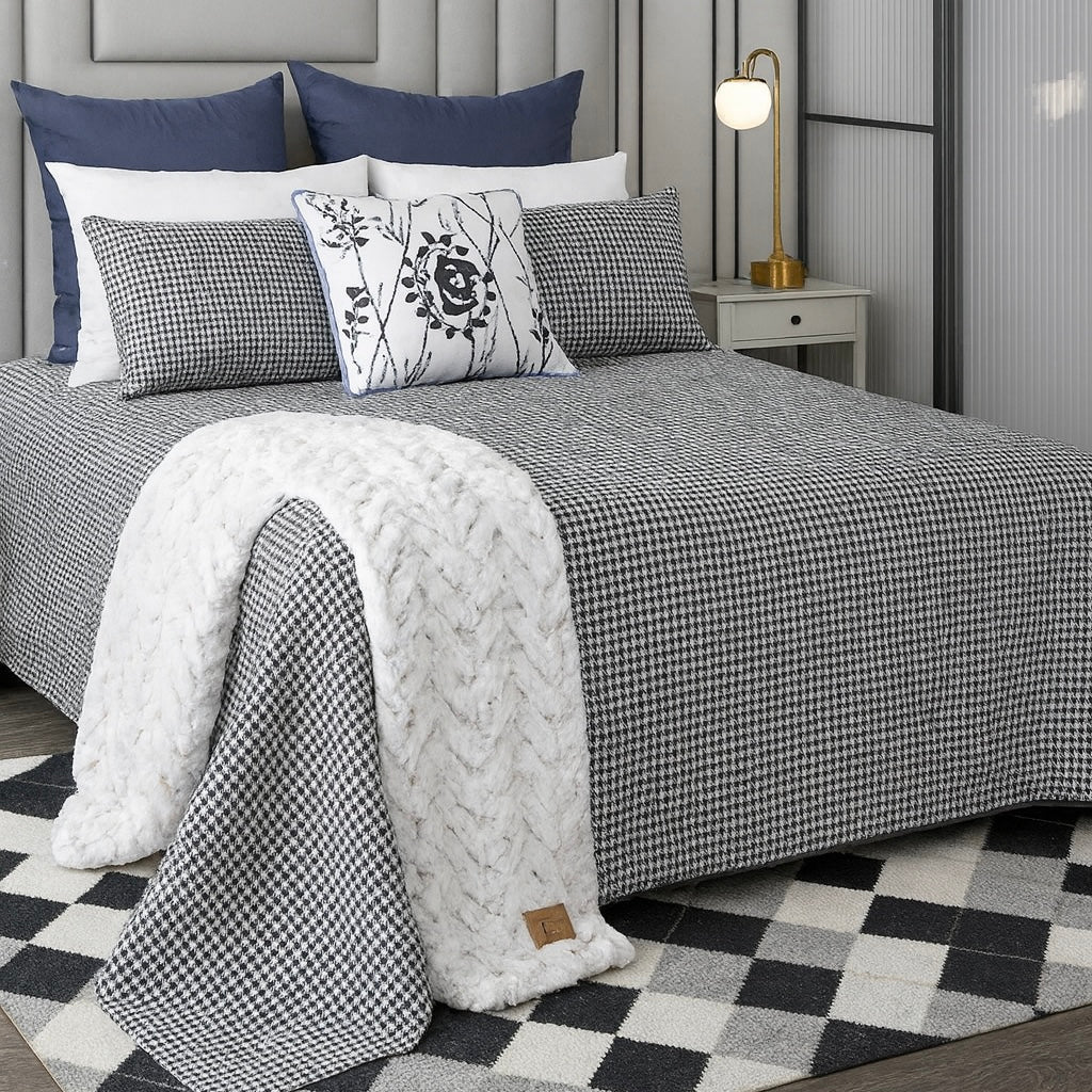 Pierre Cardin Houndstooth Quilt - 240 x 240 cm - King - Home Phase