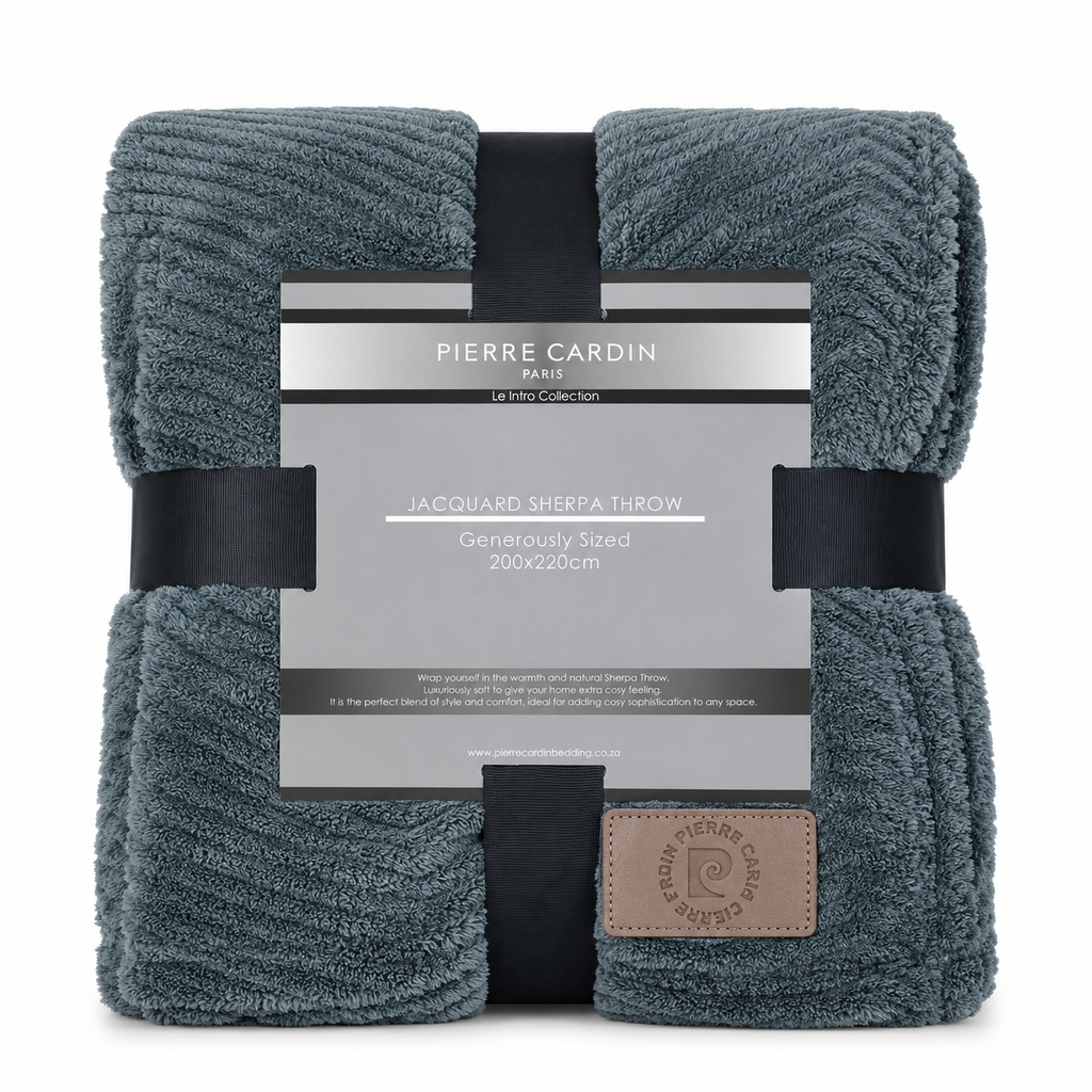 Pierre Cardin Jacquard Sherpa Throw - 200 x 220 cm